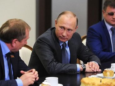 Путин потребовал смелости от рисовода, но отказался смотреть страшные фотографии