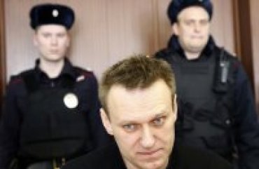 Навальный третий раз за год отправлен под арест