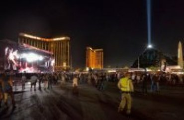 В США объявлен пятидневный траур из-за стрельбы в Лас-Вегасе