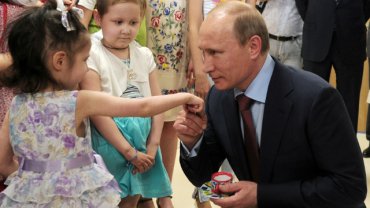 Стих о Путине в детском саду взволновал россиян