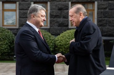 Эрдоган пообещал Порошенко не признавать присоединение Крыма к России