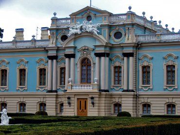 Кабмин перераспределил 200 млн грн на реставрацию Мариинского дворца