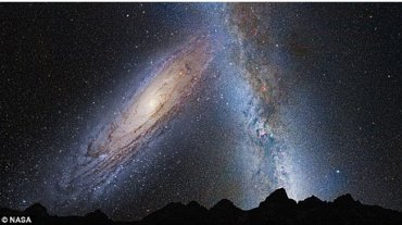 NASA опубликовало снимки столкновения двух галактик