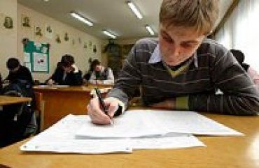 В Украине введут экзамен по украинскому языку для иностранцев