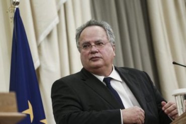 Глава МИД Греции подал в отставку из-за спора о Македонии