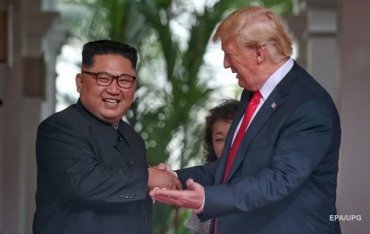 Трамп пообещал показать письма от Ким Чен Ына