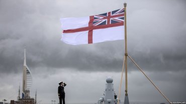 Британский флот проводит операцию в Ла-Манше из-за российских кораблей