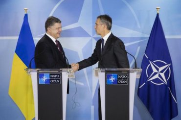 НАТО открыло двери Украине