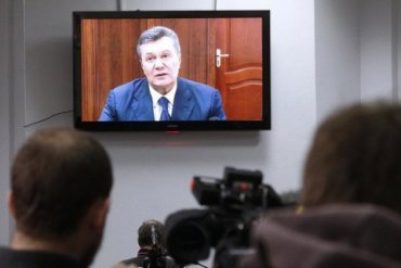 Суд завершил дебаты по делу о госизмене Януковича