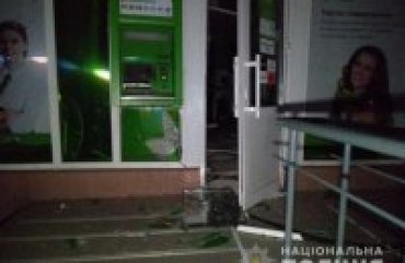 В Киеве воры взорвали банкомат, но не смогли достать деньги