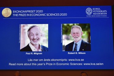 Нобелевскую премию по экономике присудили за улучшение теории аукционов