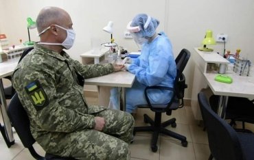 В Украине очередной антирекорд: за сутки COVID-19 заболели 563 силовика
