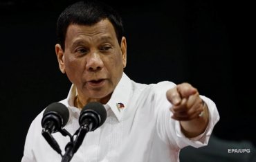 Президент Филиппин пообещал уйти из политики