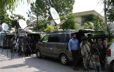 В Пакистане подорвали автомобиль с журналистом