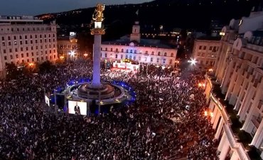 Михомайдан: в Тбилиси прошла многотысячная акция в поддержку Саакашвили
