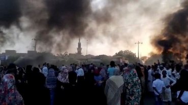 В Судане прошли акции протеста против госпереворота: 7 убитых и 140 раненых