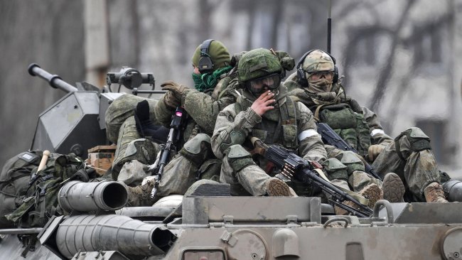 Росія переходить до оборонної війни: наступати нема кому