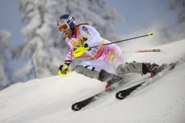 Американской горнолыжнице запретили соревноваться с мужчинами