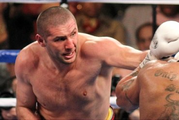 Российский боксер оказался в коме после боя с кубинцем