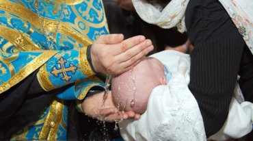 Протодиакон Андрей Кураев против крещения детей суррогатных матерей