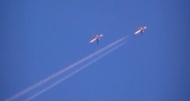 Пассажирские самолеты устроили гонки в небе над Львовом