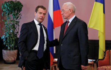 Азаров договорился с Медведевым восстановить прежний товарооборот