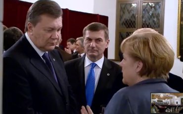 В кулуарах Янукович жаловался Меркель на Россию