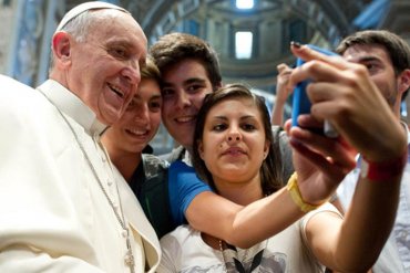 Молодёжь в США не знает учение Церкви, но им нравится «быть католиками»