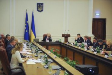 Пять министров сохранят должности в новом правительстве Украины