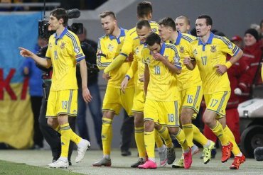 Сборная Украины победила словенцев в борьбе за выход на Евро-2016