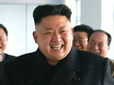 Ким Чен Ын помыл голову и похвалил шампунь, которым он это сделал
