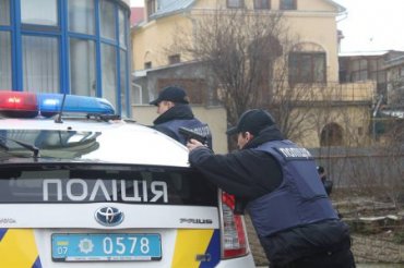Перестрелка в Ужгороде: патрульные снова применили оружие