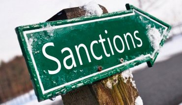 Ответные санкции: Россия может ограничить переводы в Украину