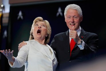 После поражения на выборах Клинтоны разводятся