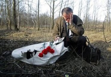 Эксгумация тел жертв Смоленской авиакатастрофы: в гробах не те тела и мусор