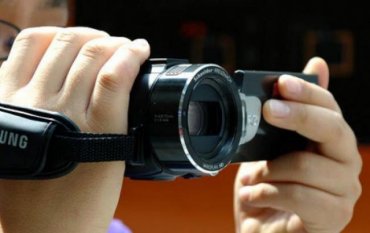 Россиянин украл у бабушки камеру, чтобы стать видеоблогером, но пропил ее