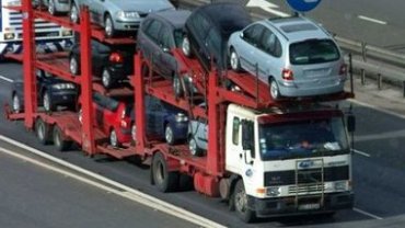 Россия прекратила экспорт авто в Украину