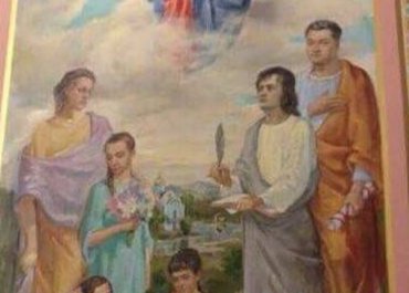 В личном храме Порошенко обнаружена фреска с его ликом