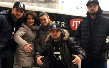 ФСБ задержала крымско-татарских артистов, возвращавшихся из Киева