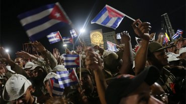 Около миллиона кубинцев пришли на митинг памяти Кастро