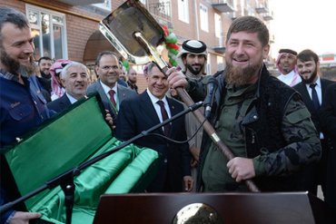 Кадыров хочет похоронить Ленина