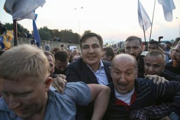 Саакашвили заплатил штраф за незаконный переход границы