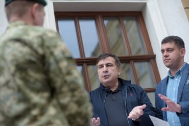 Саакашвили заявил о задержании его 11-летнего сына в аэропорту