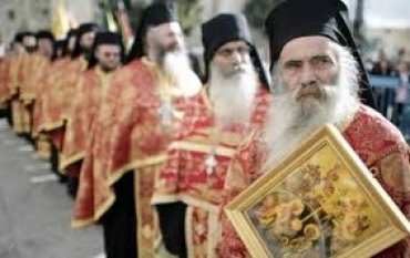 В Греции священников лишат статуса госслужащих