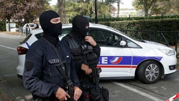Во Франции уроженца Чечни приговорили к 10 годам тюрьмы за подготовку боевиков в Сирии