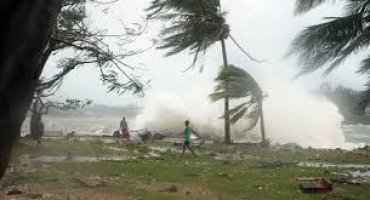 В Бангладеш из-за циклона эвакуируют полмиллиона человек