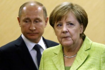 Путин обсудил с Меркель подготовку к саммиту «нормандской четверки»