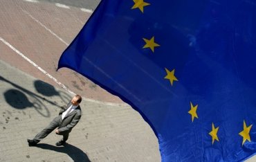 Помощь Украине от ЕС под вопросом из-за Коломойского