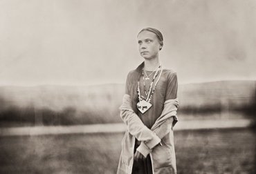 Грету Тунберг нашли на фото 120-летней давности