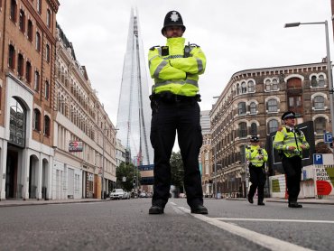 Скотленд-Ярд назвал нападение на прохожих на Лондонскому мосту терактом